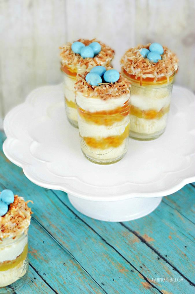 Bird-Nest-Cupcakes-in-a-jar