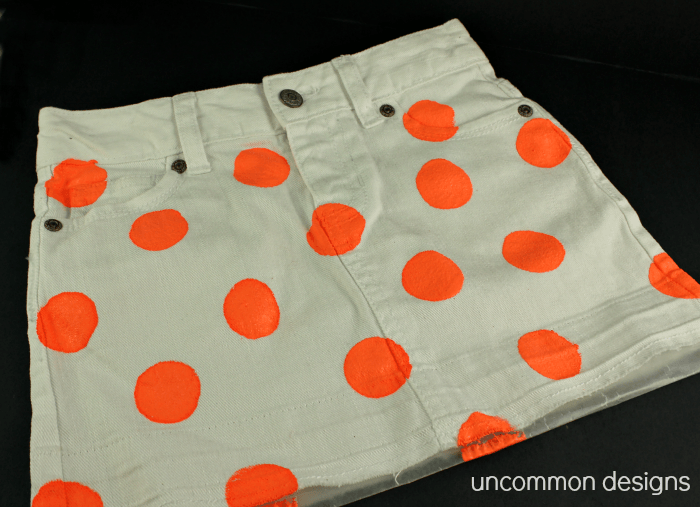 Polka dot skirt paint hotsell