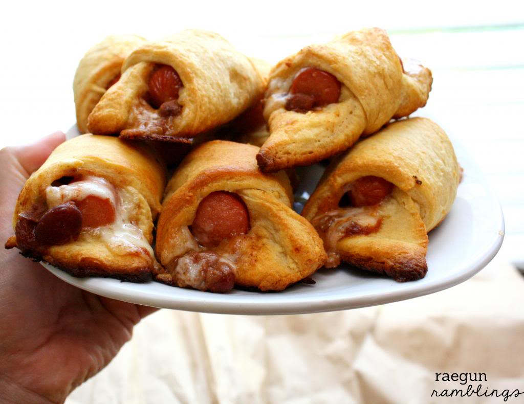 tailgate food chili cheese pigs in a blanket