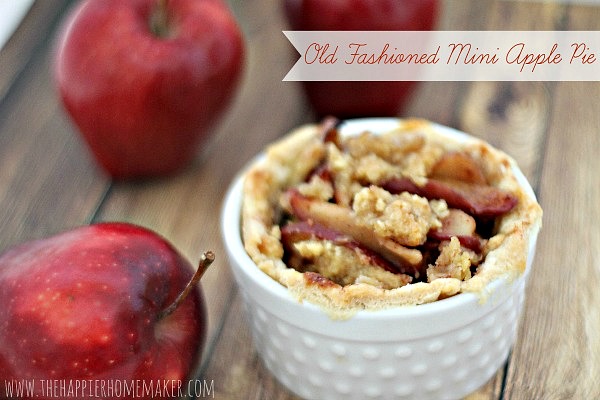 Fall_Desserts_old-fashioned-mini-apple-pie_thehappierhomemaker