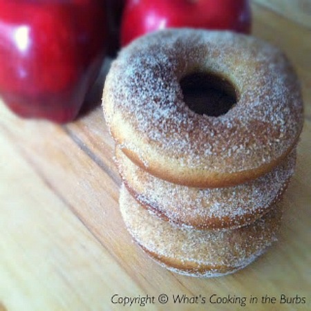 Fall_desserts_apple_spice_donuts_whatscokingintheburbs