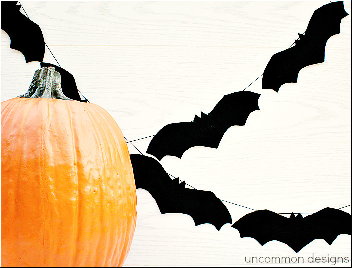 bat garland