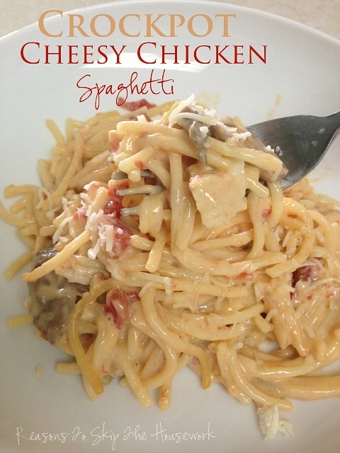 slow_cooker-cheesey-chicken-spaghetti_Reasonstoskipthehousework