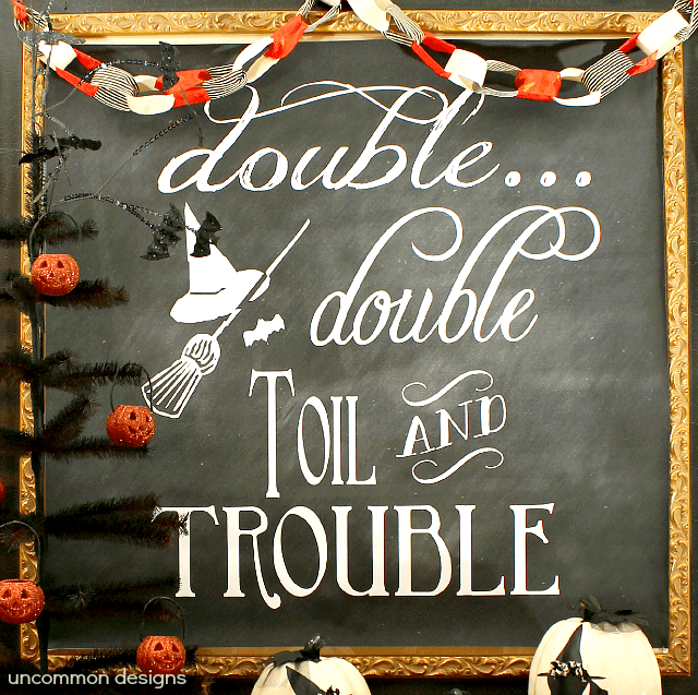 Halloween Chalkboard Art and Free Printable - Uncommon Designs