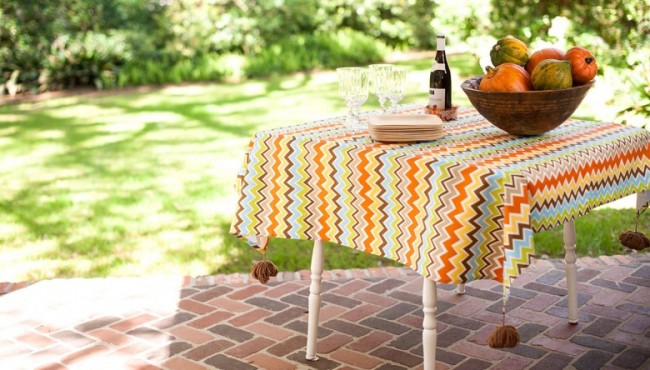 bargello mix warm tablecloth