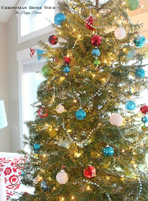 The-Happy-Housie-Christmas-Home-Tour-tree-752x1024