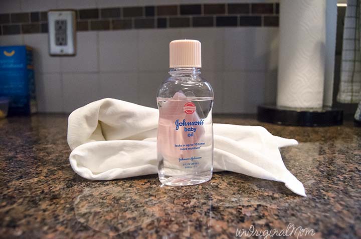 How to Clean Stainless Steel Appliances with Baby Oil via www.uncommondesignsonline.com