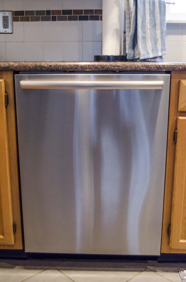 How to Clean Stainless Steel Appliances with Baby Oil via www.uncommondesignsonline.com