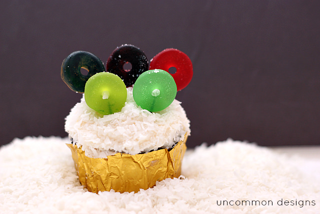 Winter Olympics Cupcakes... a great way to celebrate the Winter Games! #olympics #cupcakes www.uncommondesignsonline.com