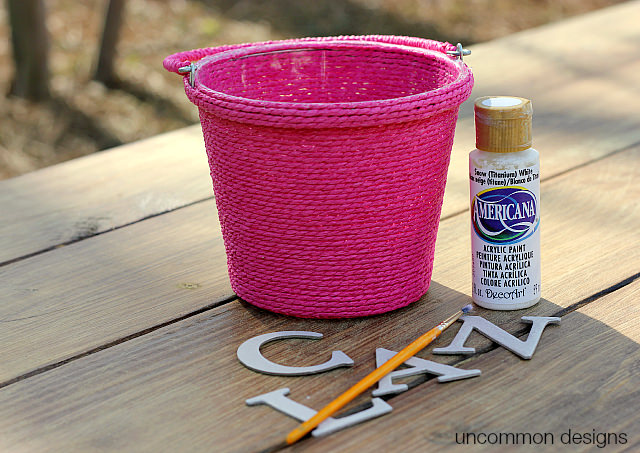 Make Your Own Monogrammed Easter Baskets with this Simple Tutorial  www.uncommondesignsonline.com  #Easter  #EasterCrafts  #Monogrammed