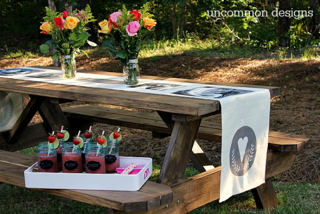 Host a beautiful and fun backyard couples wedding shower! www.uncommondesignsonline.com #Wedding #WeddingShower #ShutterflyWedding