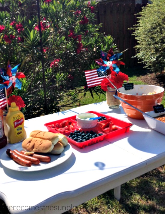 Fun and Festive 4th of July Centerpiece. Perfect for all of your Fourth of July entertaining! www.uncommondesignsonline.com