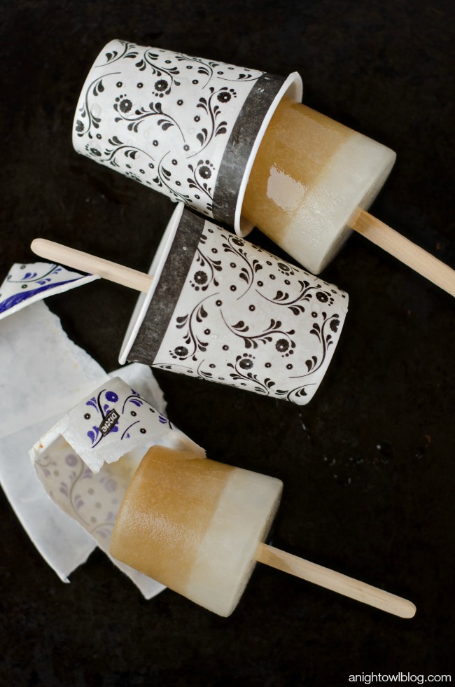 Arnold Palmer Popsicles... get refreshed with this cool and delicious recipe!  #OneCraftySummer