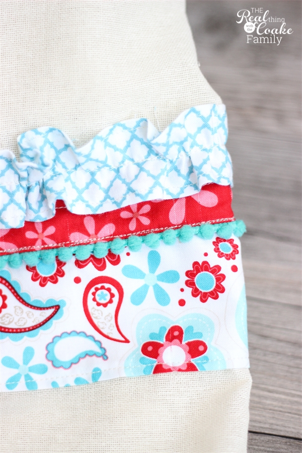 Make a Summer Inspired Flour Sack Towel www.uncommondesignsonline.com #OneCraftySummer