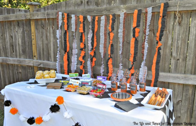 Throw a pumpkin painting party  this Fall!  via Uncommon Designs 