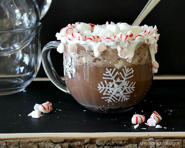 Semi-homemade Peppermint Hot Chocolate #hotcocoa #recipe #peppermint