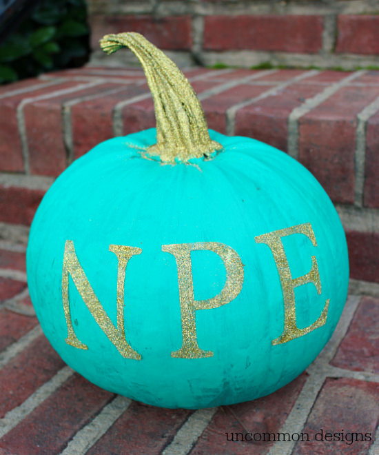 How to Make a Monogrammed Pumpkin... the Easy Way with Uncommon Designs #GlitteredPumpkin #Pumpkin Decorating