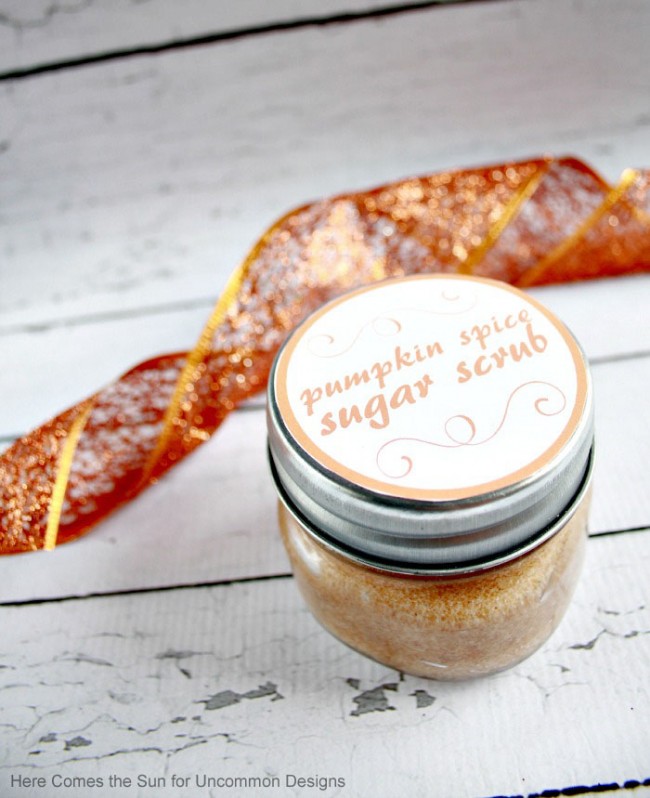 Learn how to make a Pumpkin Spice Sugar Scrub with a Free Printable Tag by Uncommon Designs