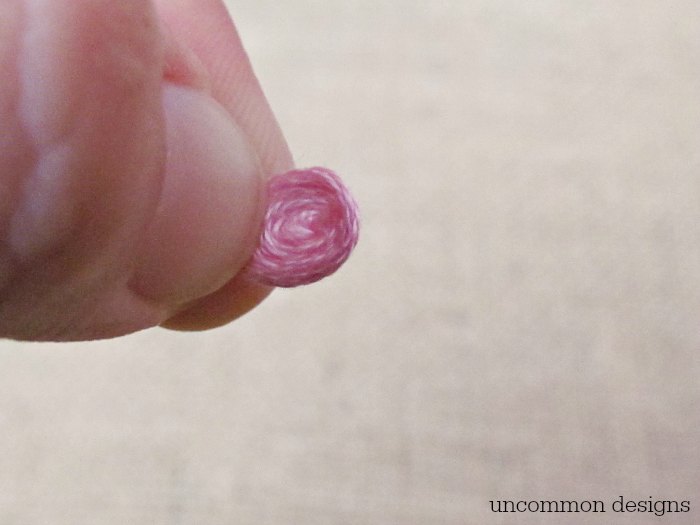 Thread Wrapped Easter Eggs - Uncommon Designs