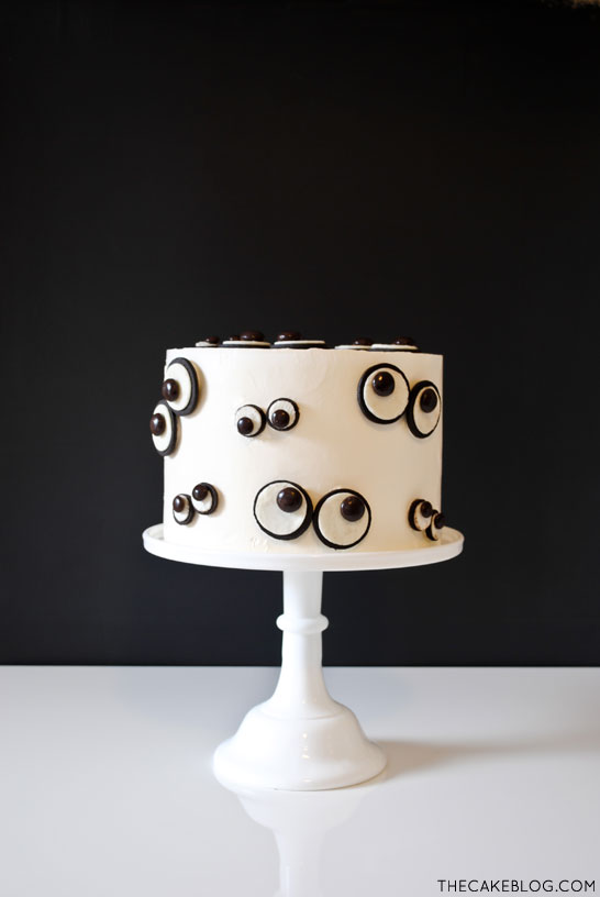 Monster Eyeball Cake by The Cake Blog 
