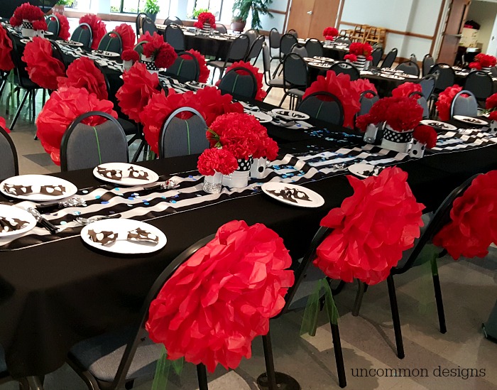 Cheer Banquet Ideas: Centerpiece Ideas, Tissue Flowers, and Cheer Bow Napkins! 