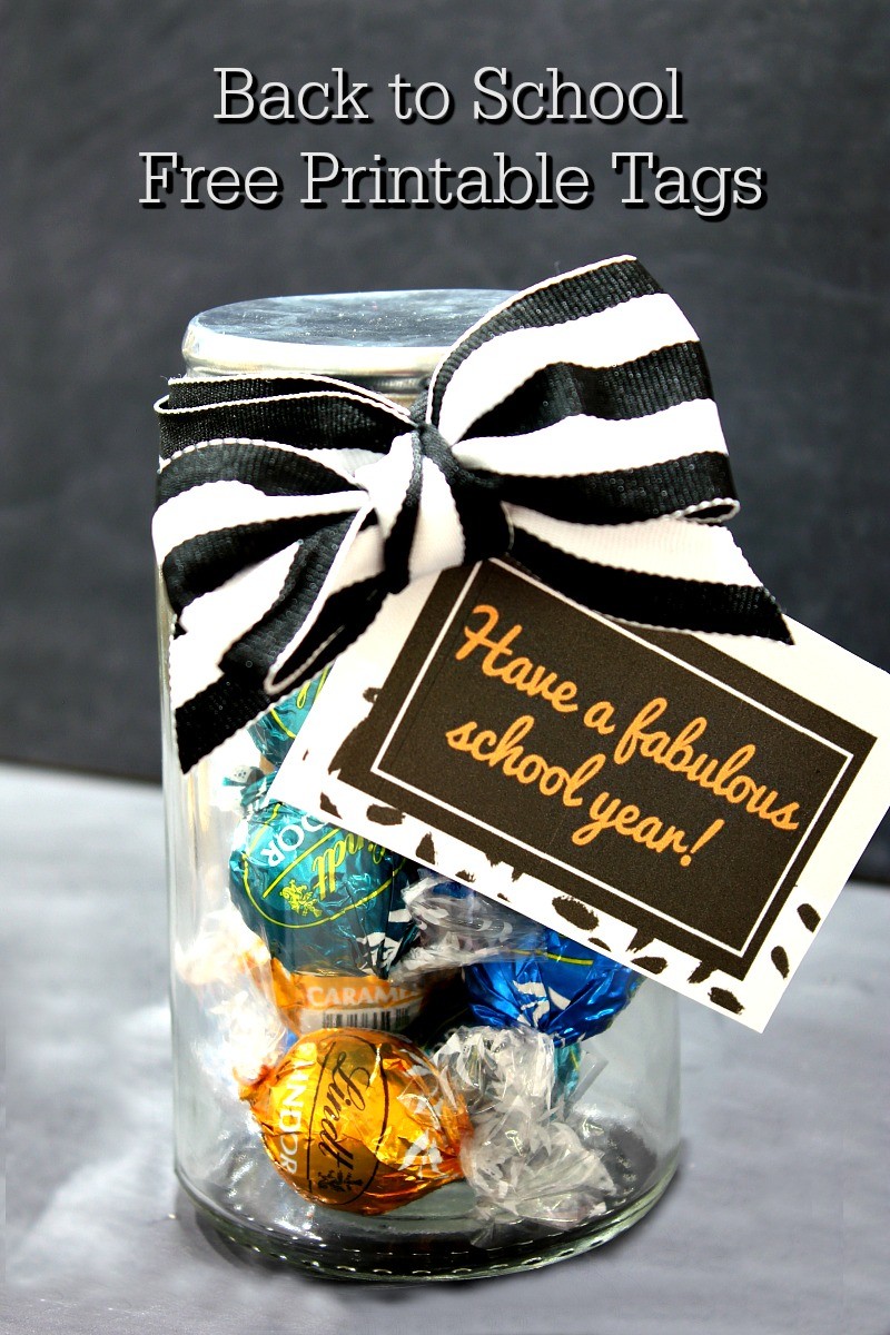 It is back to school time!  These printable tags are great for a little treat for your child, teacher, bus driver... anyone! 