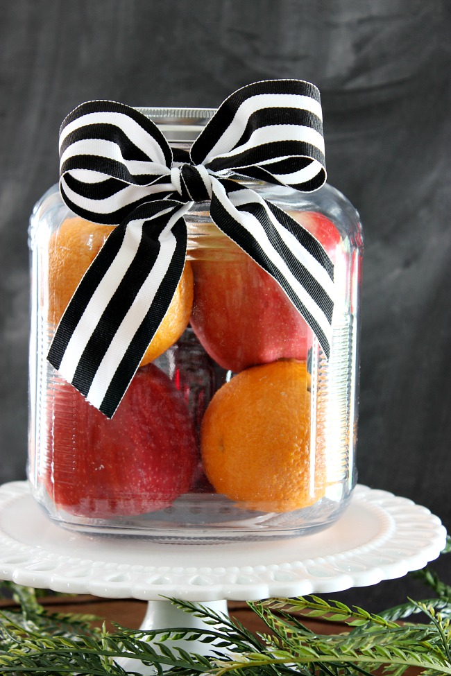 Gift Idea: Holiday Simmer Pot with Delicious Desserts from