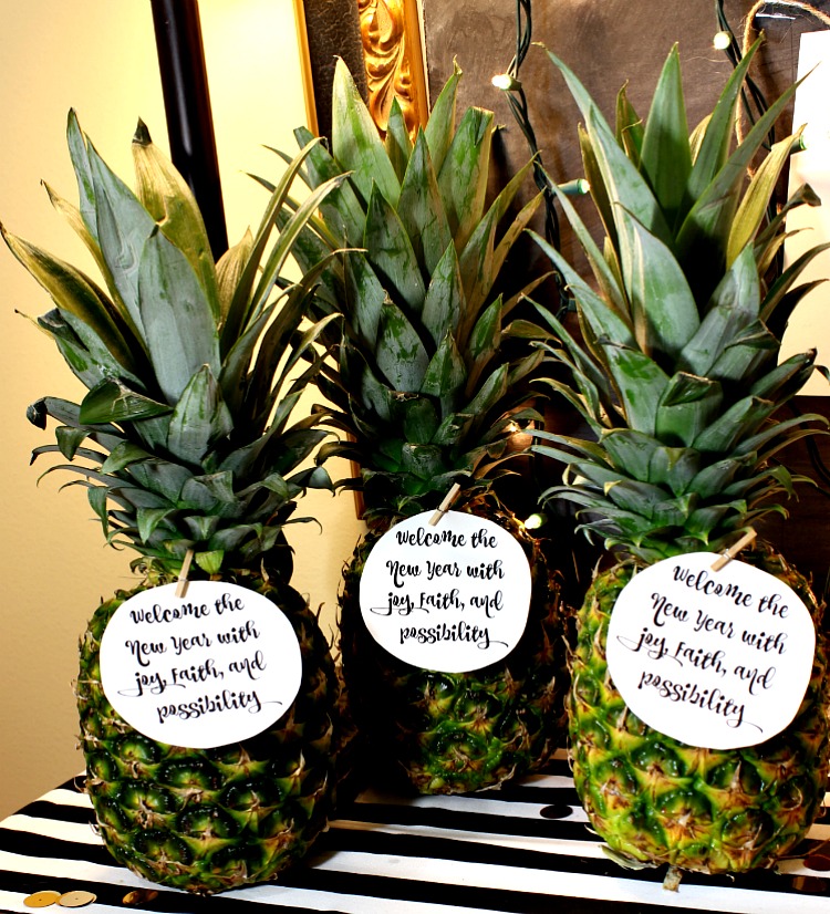 Free Printable New Years Gift Tags.  Welcome the new year with this great gift attached to a pineapple! See more at https://uncommondesignsonline.com/ 