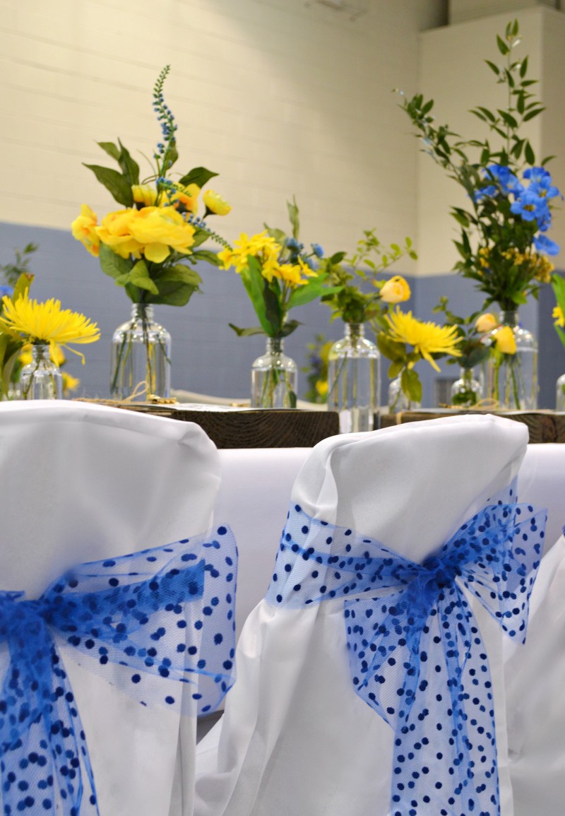 How to have chic sports banquet decorations that don't break the bank. It can be done! 