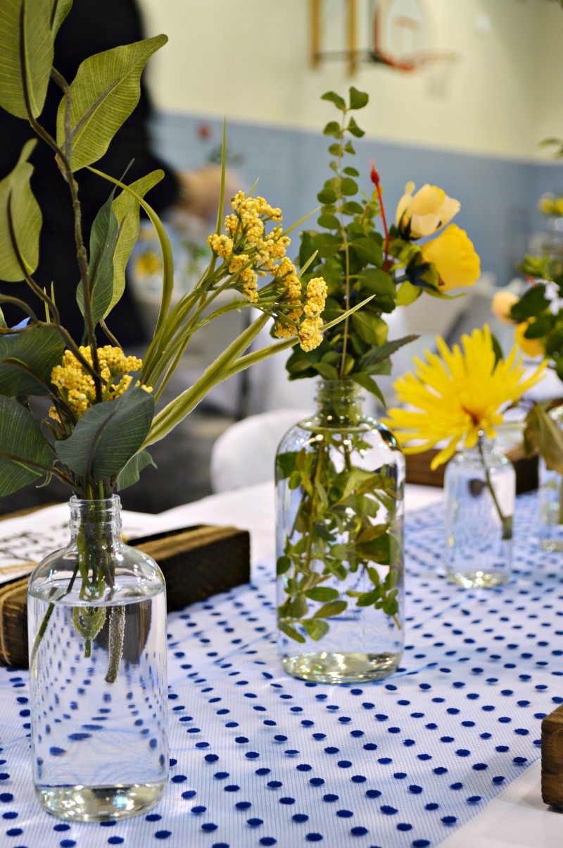 How to have chic sports banquet decorations that don't break the bank. It can be done! 