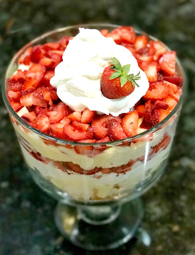 A simple, but oh-so delicious strawberry shortcake trifle recipe. Dessert has never been so good!