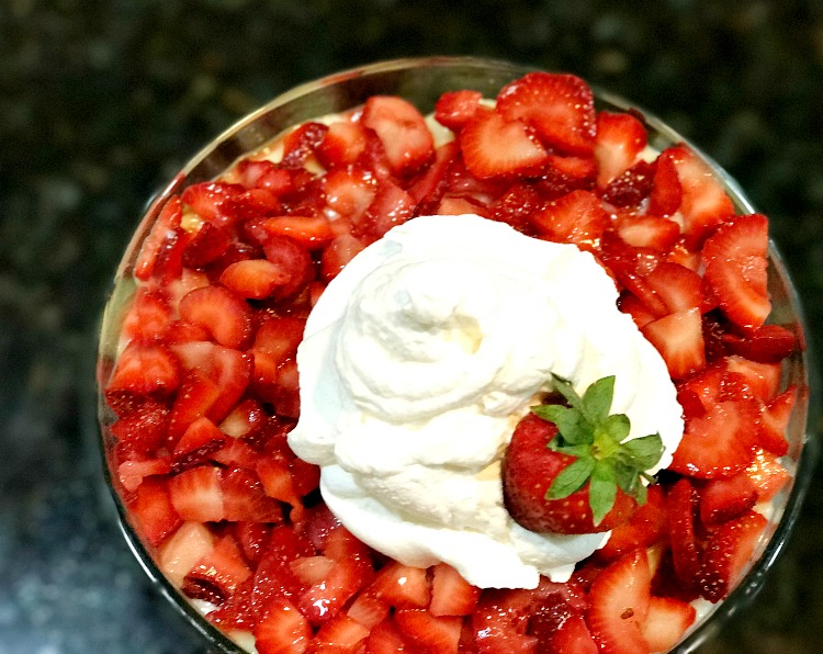 A simple, but oh-so delicious strawberry shortcake trifle recipe. Dessert has never been so good!