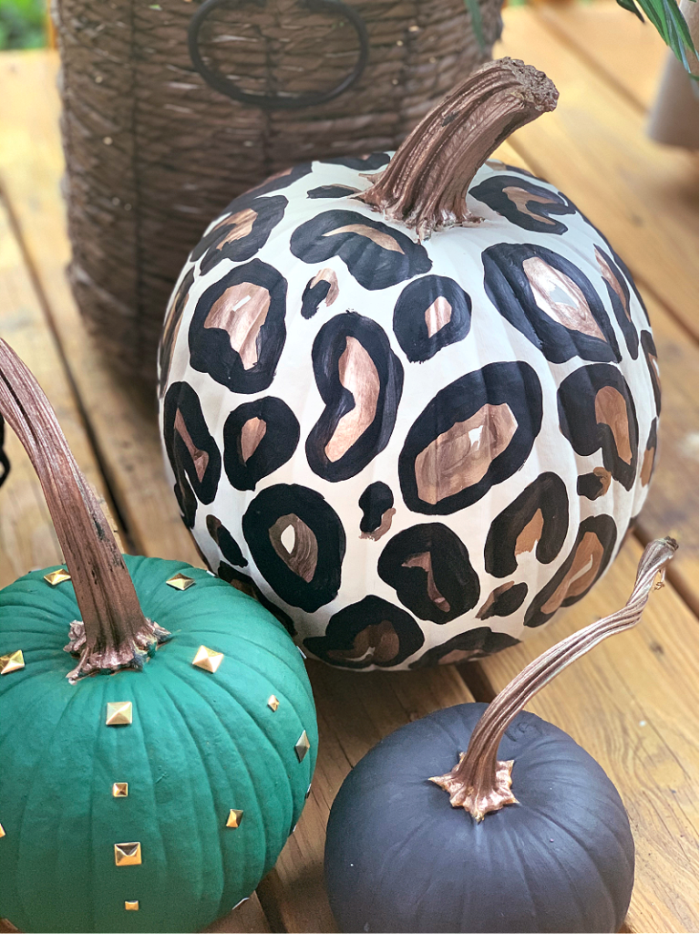 easy painted pumpkin ideas        
        <figure class=